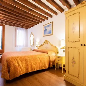  Apartamento Ca' Pinelli Italia