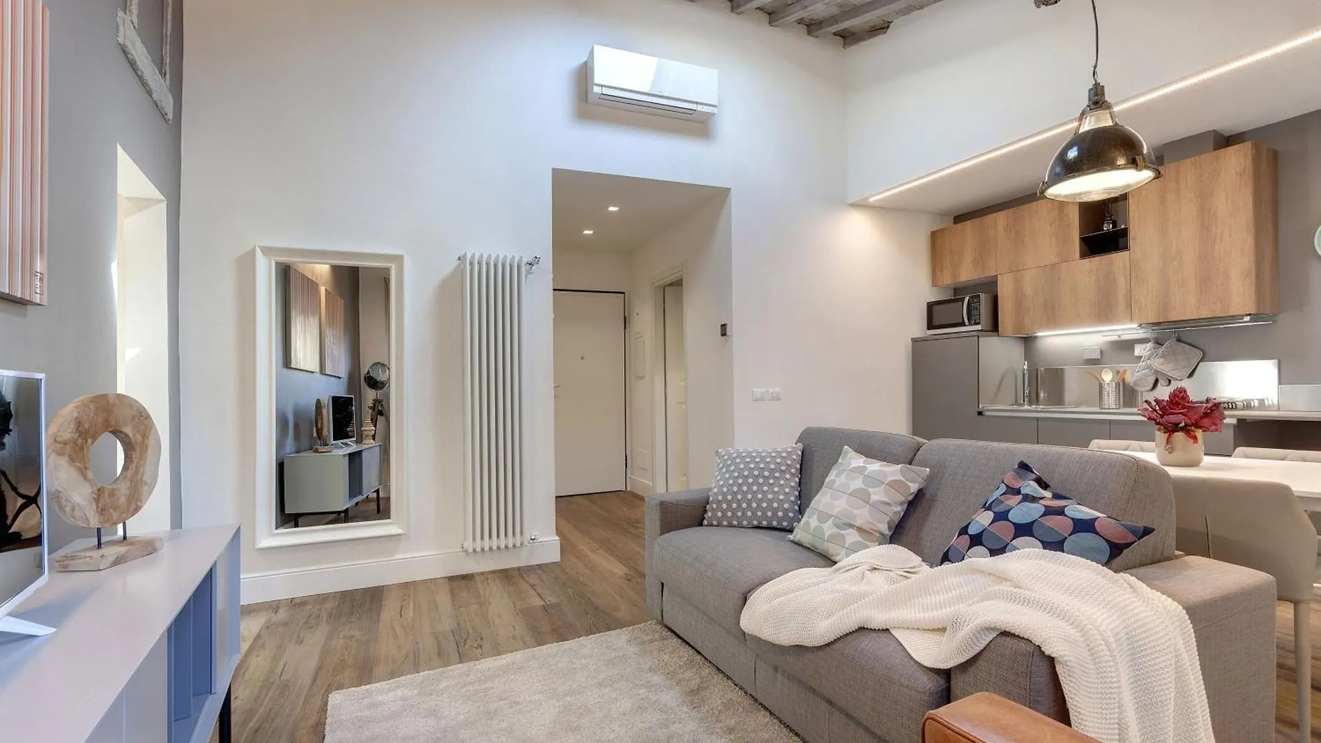 Belle Donne Apartments By Mamo Florence