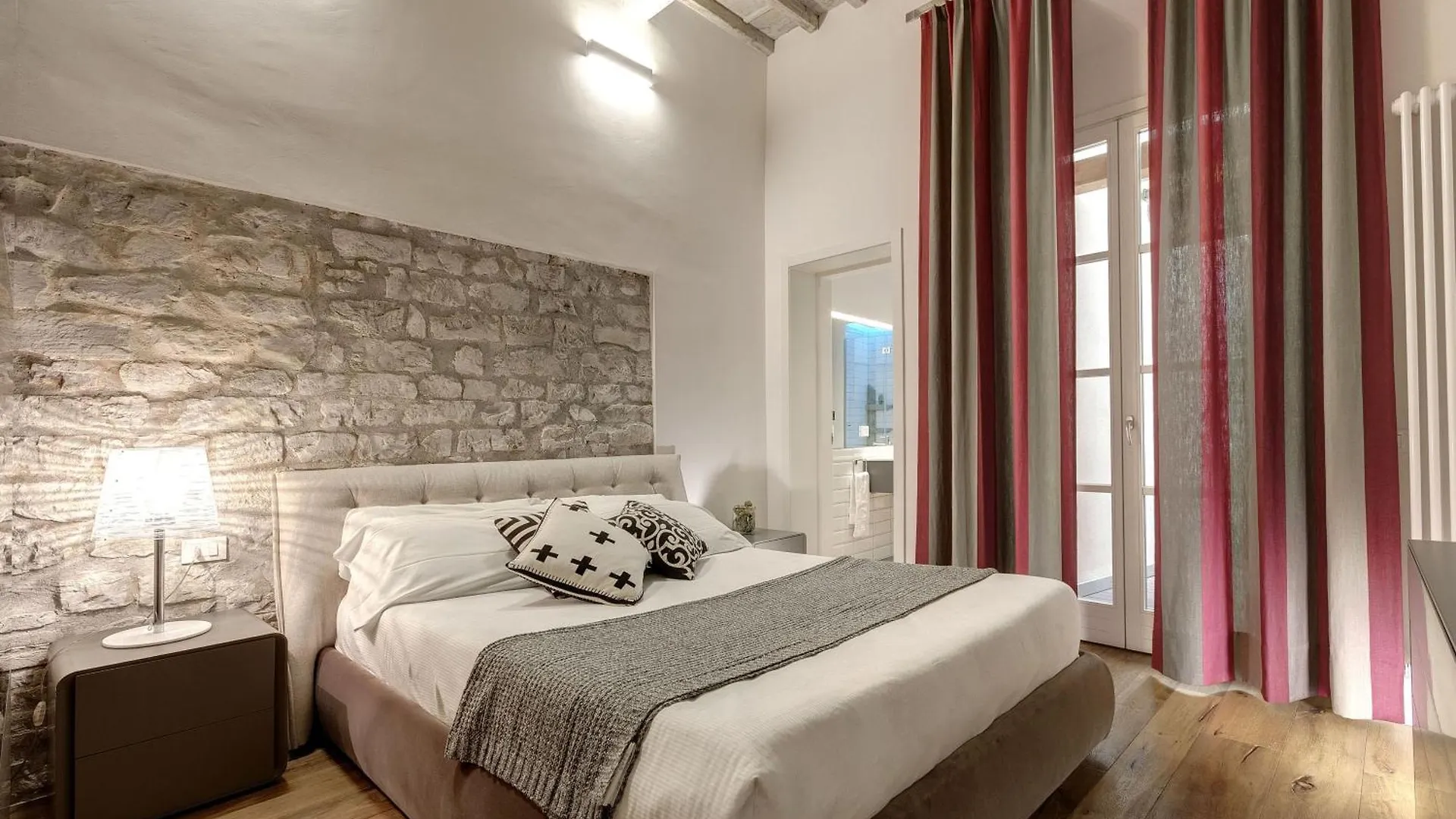 Belle Donne Apartments By Mamo Florence Italy