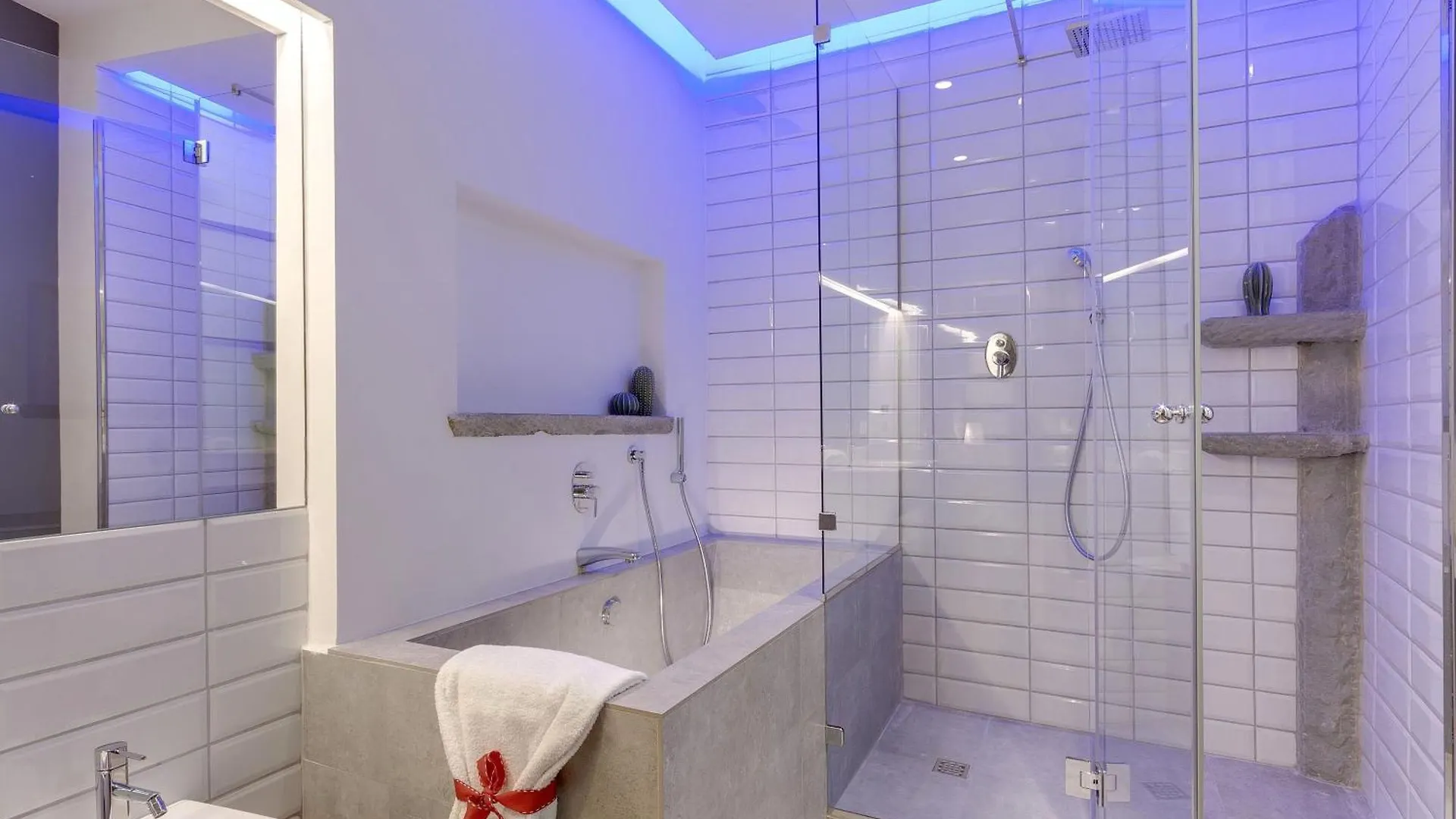 Belle Donne Apartments By Mamo Florence